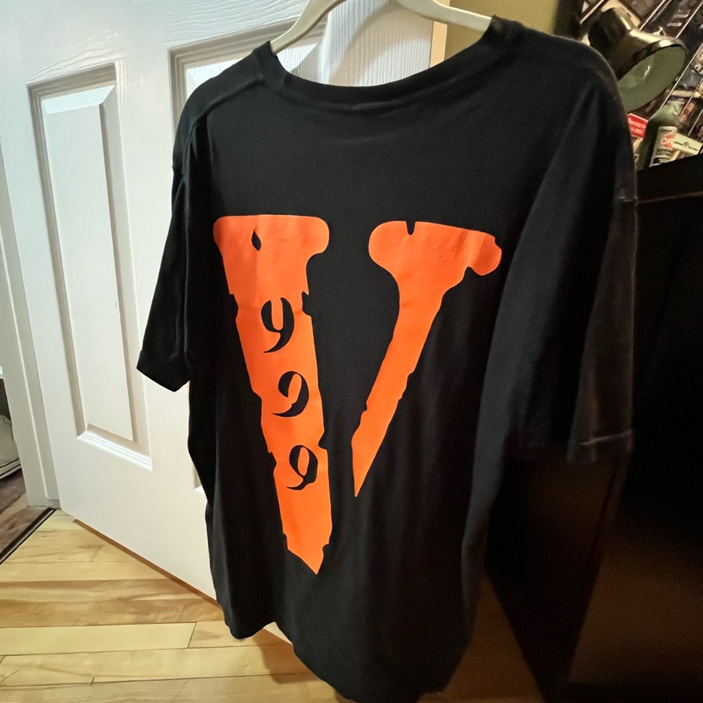 Vlone “Legends Never Die”